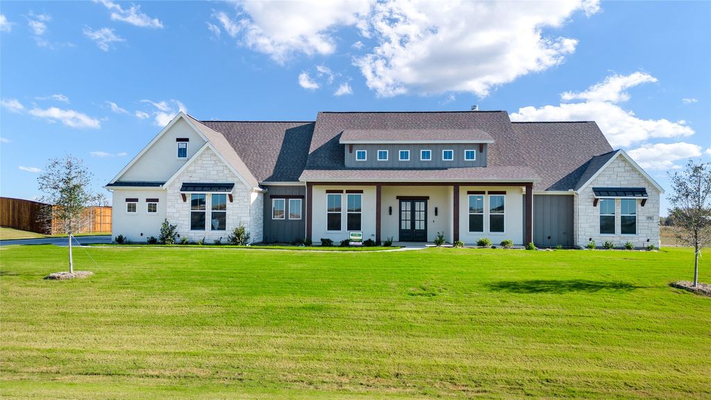 6440 Mcchesney Drive, Midlothian, TX 76065