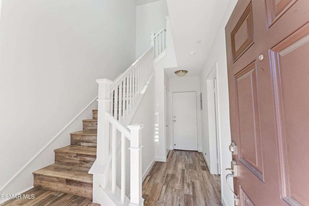 15633 Odyssey Drive 59, Granada Hills, CA 91344 — photo 2