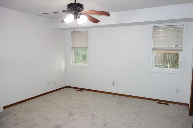 10317 E Countryside, Wichita, KS 67207