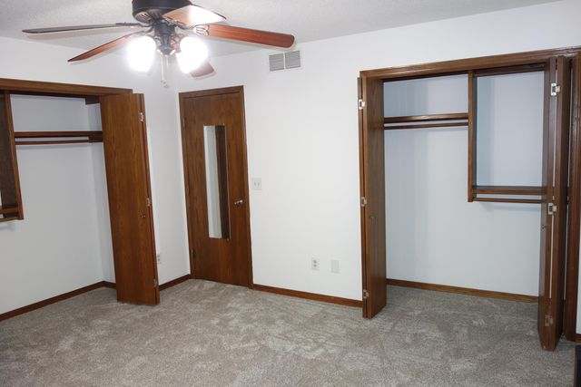 10317 E Countryside, Wichita, KS 67207