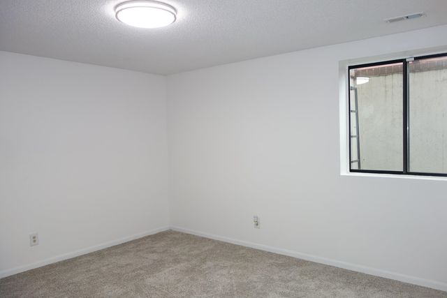 10317 E Countryside, Wichita, KS 67207