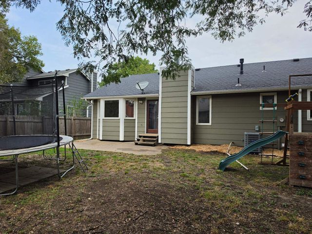 10317 E Countryside, Wichita, KS 67207