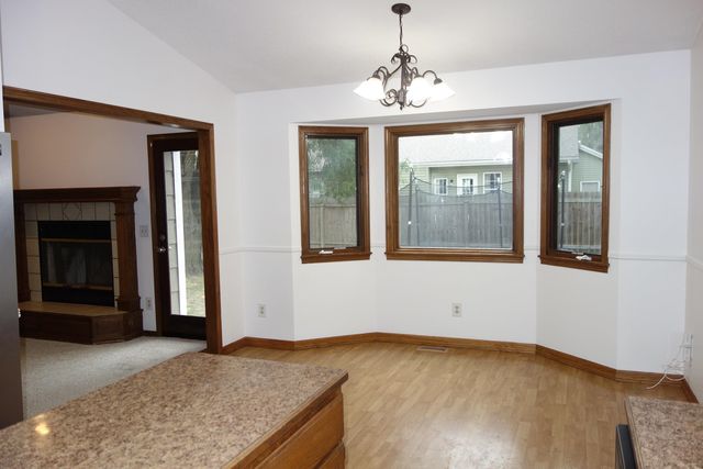 10317 E Countryside, Wichita, KS 67207