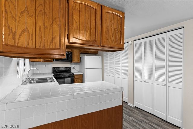 3251 Dawnflower Street 2, Las Vegas, NV 89121