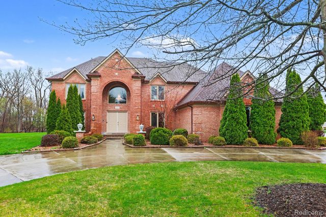 4091 Jacquelynn Court, Oakland Charter Township, MI 48306