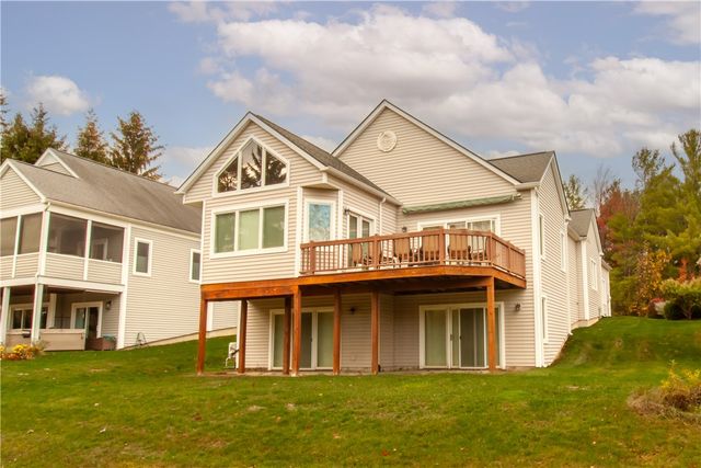 5563 Lakewood Trail, South Bristol, NY 14424