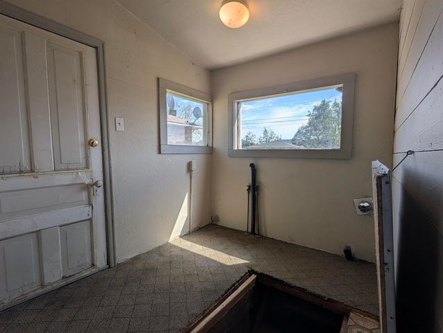 618 E Providence Ave, Spokane, WA 99207