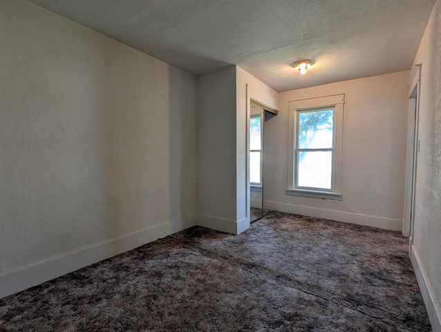 618 E Providence Ave, Spokane, WA 99207