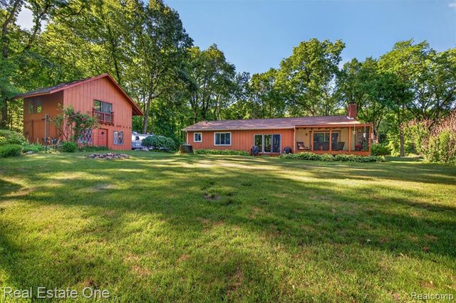 5466 Grange Hall Road, Holly, MI 48442