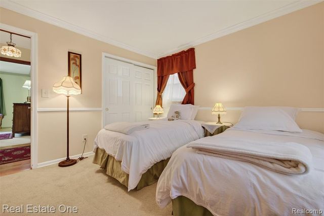 5466 Grange Hall Road, Holly, MI 48442