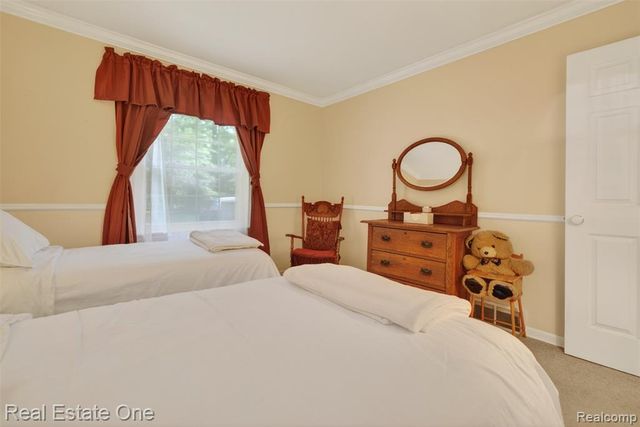 5466 Grange Hall Road, Holly, MI 48442