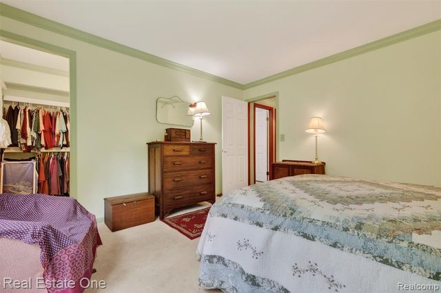 5466 Grange Hall Road, Holly, MI 48442