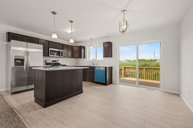 4284 Old Farm Drive, Wayland, MI 49348