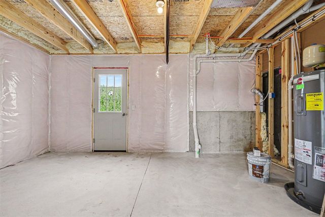 4284 Old Farm Drive, Wayland, MI 49348