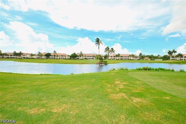 9203 Willowcrest CT, Fort Myers, FL 33908