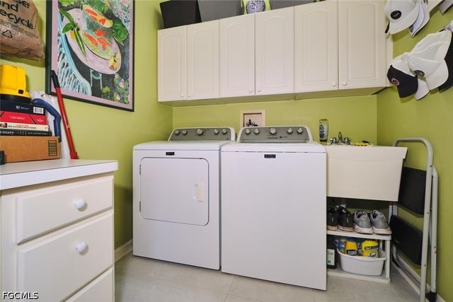 9203 Willowcrest CT, Fort Myers, FL 33908