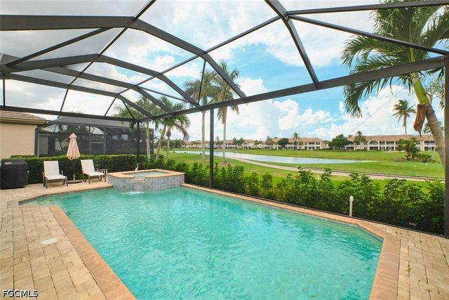 9203 Willowcrest CT, Fort Myers, FL 33908