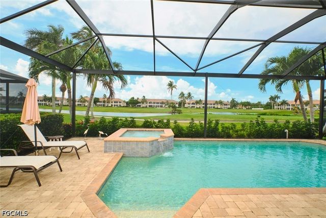 9203 Willowcrest CT, Fort Myers, FL 33908