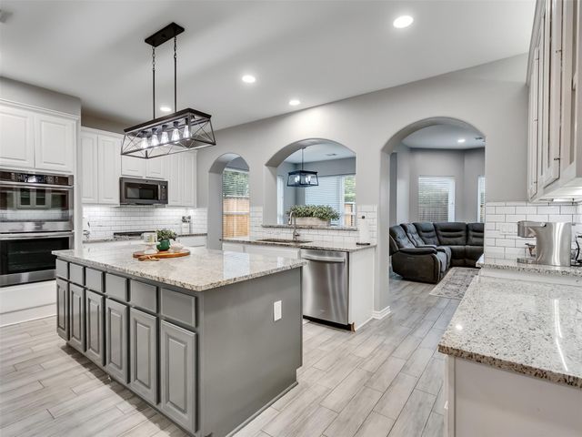 6134 Carlisle Lane, League City, TX 77573
