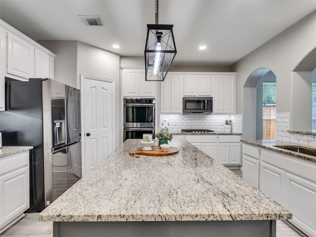 6134 Carlisle Lane, League City, TX 77573