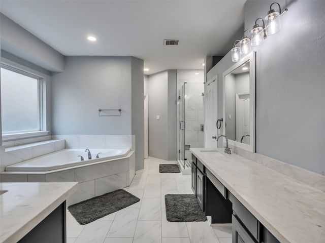 6134 Carlisle Lane, League City, TX 77573
