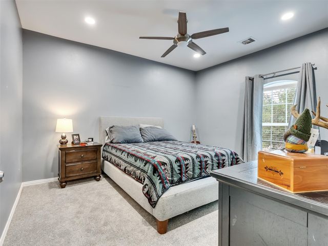 6134 Carlisle Lane, League City, TX 77573