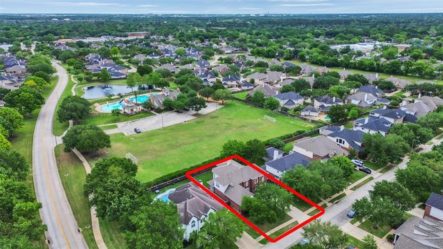 6134 Carlisle Lane, League City, TX 77573