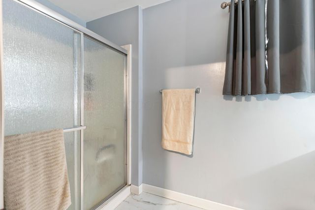 4649 Dundee Avenue, Columbus, OH 43227