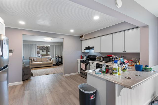 4649 Dundee Avenue, Columbus, OH 43227