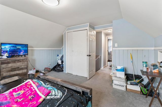 4649 Dundee Avenue, Columbus, OH 43227