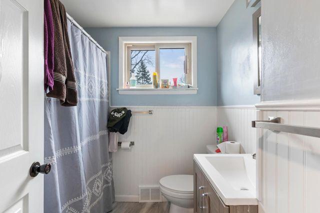 4649 Dundee Avenue, Columbus, OH 43227