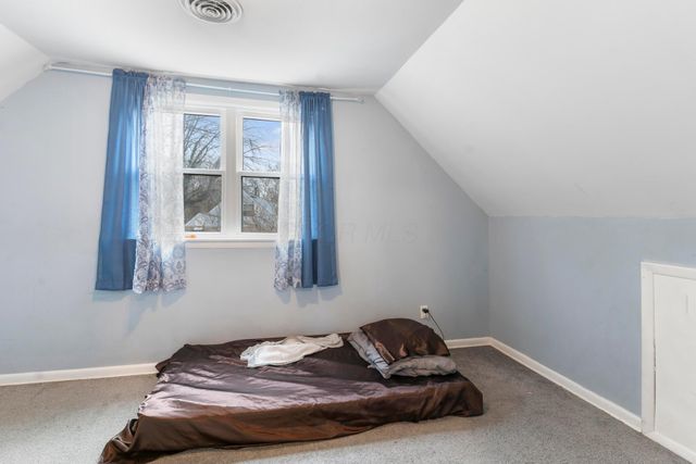 4649 Dundee Avenue, Columbus, OH 43227