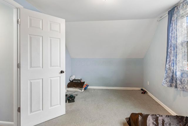 4649 Dundee Avenue, Columbus, OH 43227