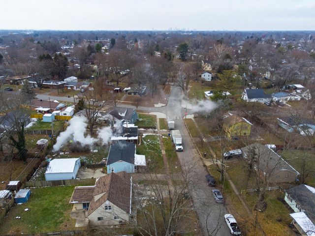 4649 Dundee Avenue, Columbus, OH 43227