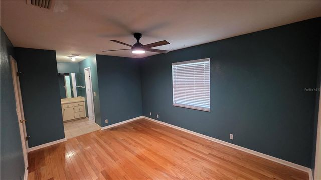 8496 NW 38TH TERRACE, Gainesville, FL 32653