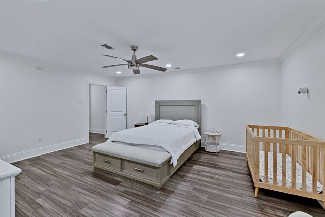 813 Brooks Avenue, Dallas, TX 75208