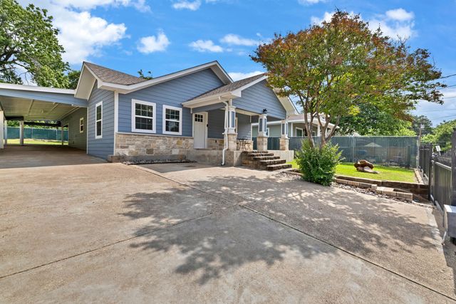 813 Brooks Avenue, Dallas, TX 75208