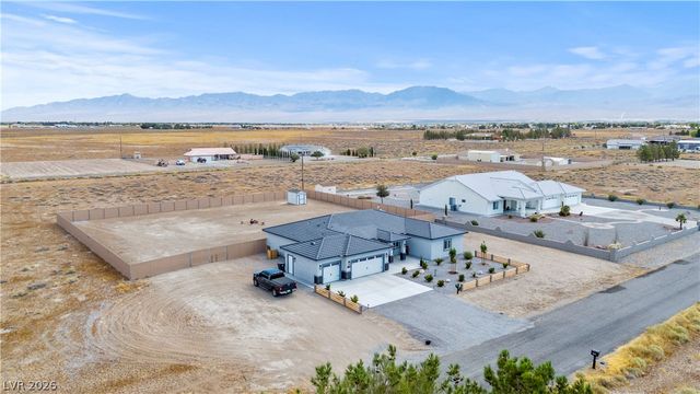 2700 Carnation Way, Pahrump, NV 89048