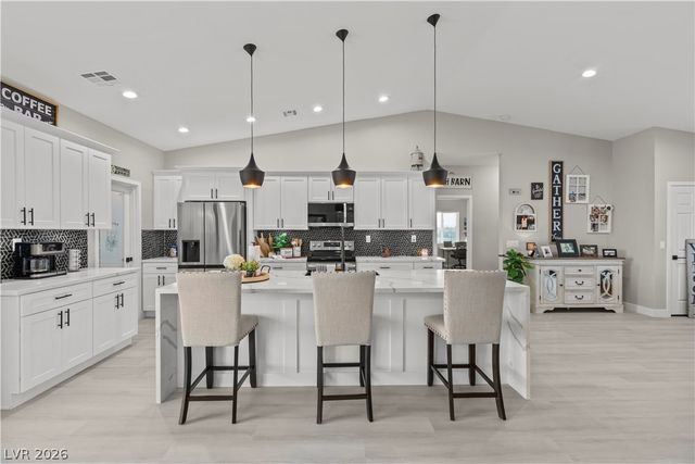 2700 Carnation Way, Pahrump, NV 89048