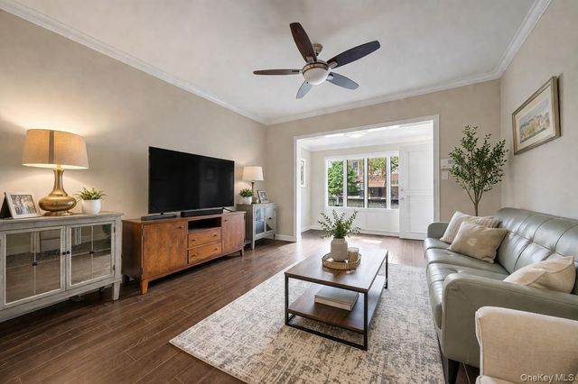 1859 W 4th Street, Brooklyn, NY 11223