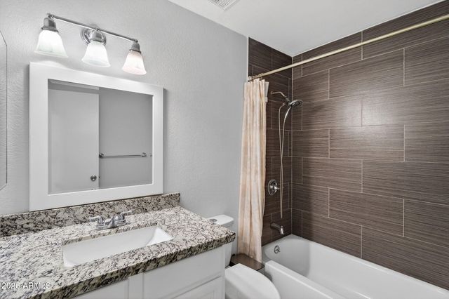 1019 W WESCOTT Drive, Phoenix, AZ 85027