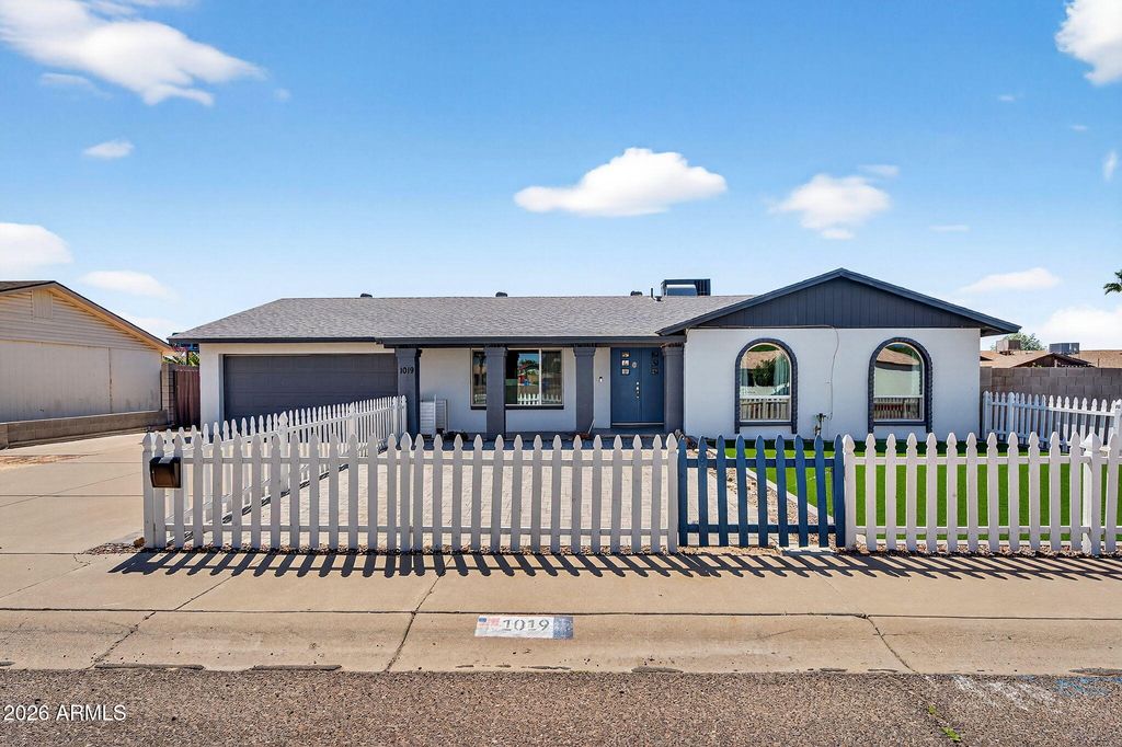 1019 W WESCOTT Drive, Phoenix, AZ 85027