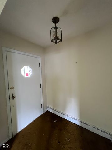 6075 Riverview Drive, Indianapolis, IN 46208