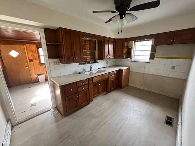 6075 Riverview Drive, Indianapolis, IN 46208