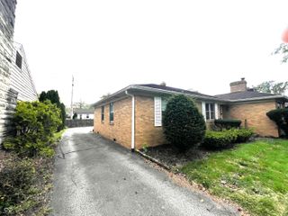 6075 Riverview Drive, Indianapolis, IN 46208