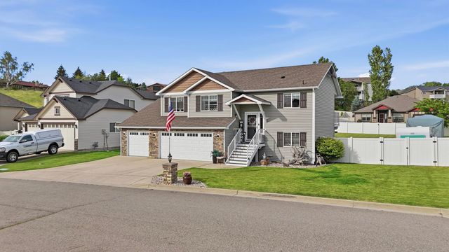 1027 S Virgil Ct, Spokane Valley, WA 99016