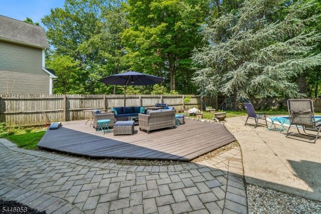 28 Brookside Pl, Livingston Twp., NJ 07039