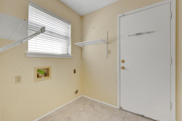 5121 Wood Creek Lane, Garland, TX 75044