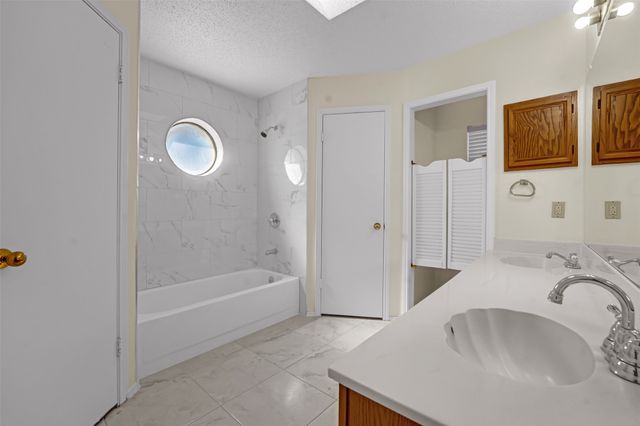 5121 Wood Creek Lane, Garland, TX 75044