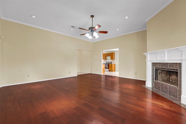 5121 Wood Creek Lane, Garland, TX 75044